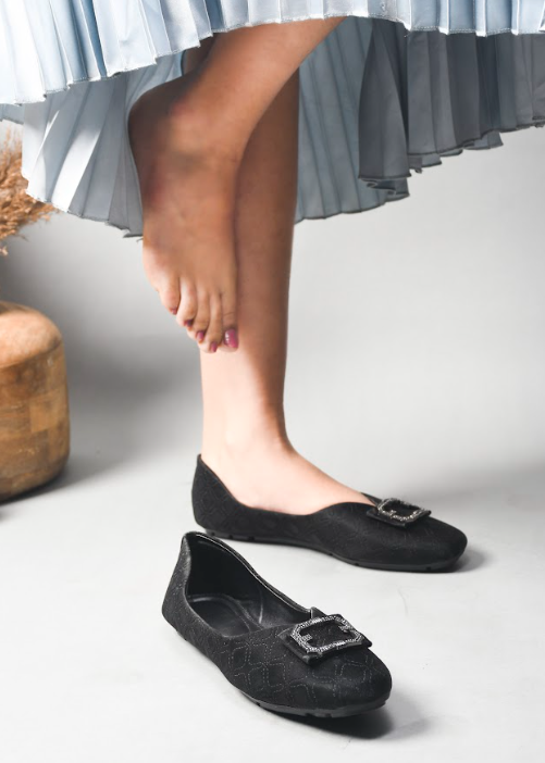 Refine Durable & Comfortable Classic Women Bellies